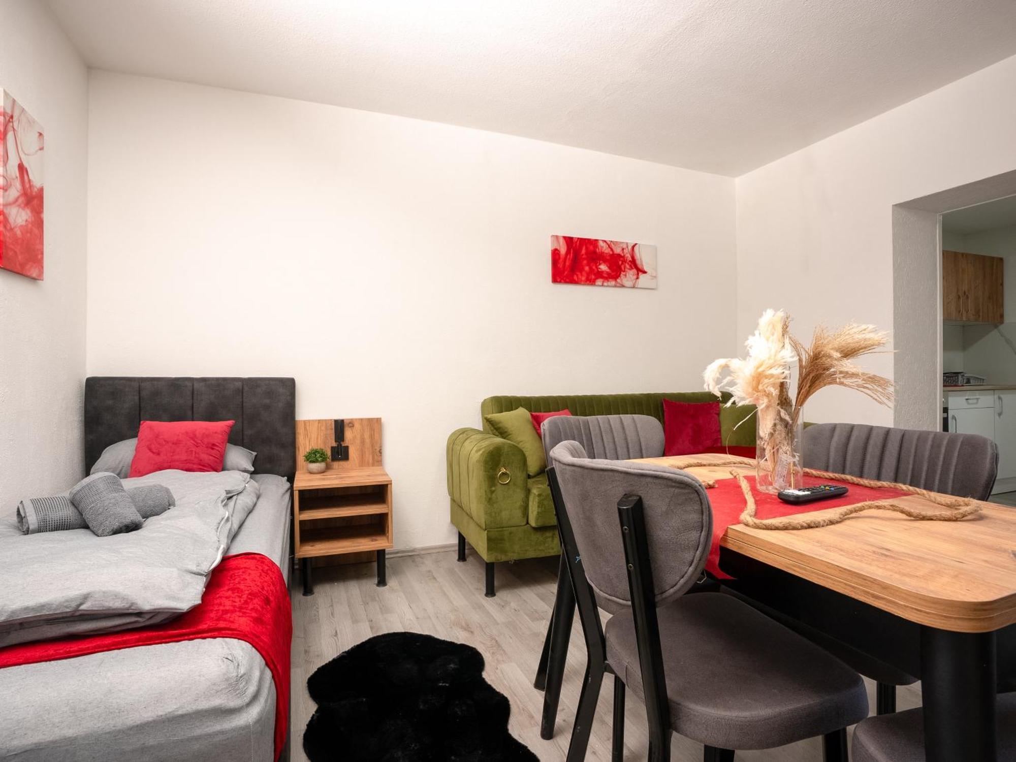 Serviceroom24 - Apartment 4 In Herten Wlan - Smart-Tv - 24-7 Check-In Und Kueche Extérieur photo